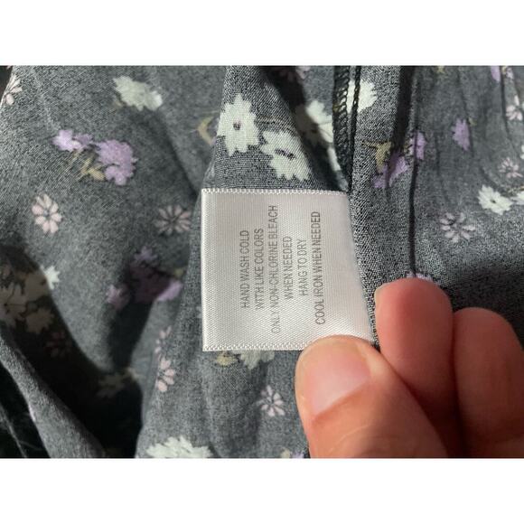 ModCloth Destined to Delight A-Line Dress, black purple white Floral. Size 4 - Picture 5 of 6